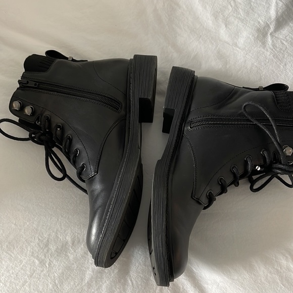 New Kenneth Cole lace up boots - Picture 4 of 8